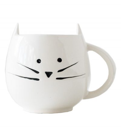 Вместительная белая кружка для чая и кофе, выполненная в форме мордочки кота с ушками. Чашка White Cat — усатый кот