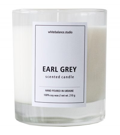 Свеча Earl Grey из коллекции Simplicity: соевая свеча ручной работы с ароматом бергамота. Минималистичная ароматическая свеча с хлопковым фитилем и тонким запахом чая Earl Grey.