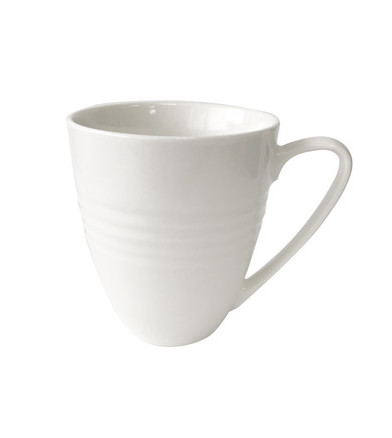 Минималистичная белая кружка для чая и кофе с рельефными полосками