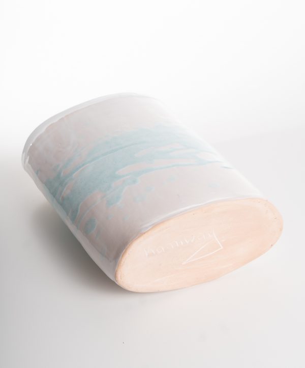 Керамическая интерьерная ваза ручной работы, покрытая белой и голубой глазурью
